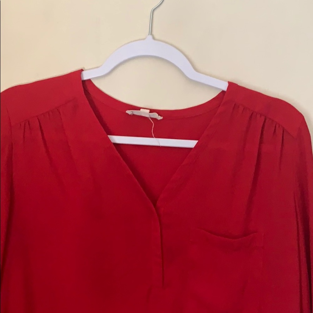 Red blouse - Picture 2 of 4